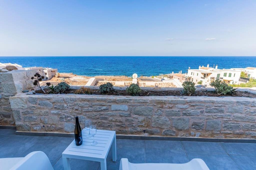 Zefyros Suite , Seafront Retreat ! Pánormos Exterior foto